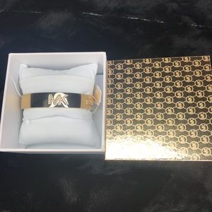 Michael Kors clap MK 💎 initial gold bracelet